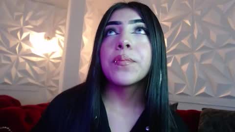 Aysel online show from November 29, 2025, 10:35 pm