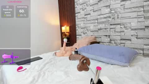 Snapshot of aysha_miller19 chatting on March 14, 2026, 9:53 pm AYSHA online show from March 14, 2026, 9:53 pm