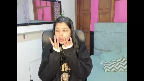 Aysha online show from May 9, 2026, 4:28 am