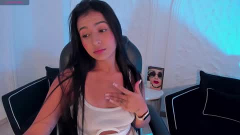 Snapshot of ayshelbrown chatting on October 7, 2025, 3:58 am Ayshel online show from October 7, 2025, 3:58 am