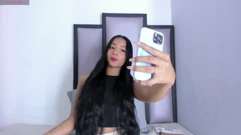 Aysheldoll online show from May 5, 2026, 11:40 am