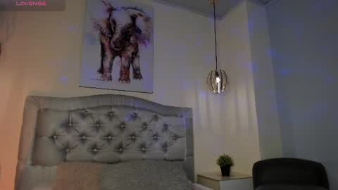 Ayshell online show from July 10, 2026, 2:38 am
