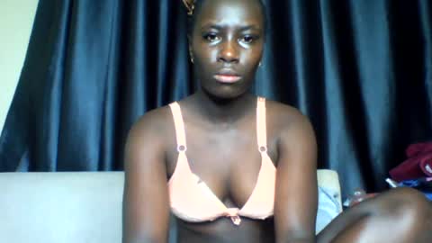 azaelia_iris online show from July 12, 2026, 5:48 pm