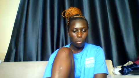 azaelia_iris online show from July 19, 2026, 7:17 pm