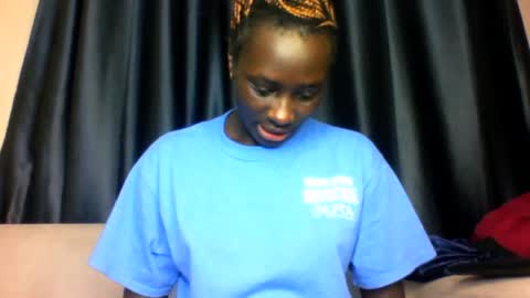 azaelia_iris online show from July 27, 2026, 8:32 am