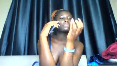 azaelia_iris online show from July 28, 2026, 8:43 am