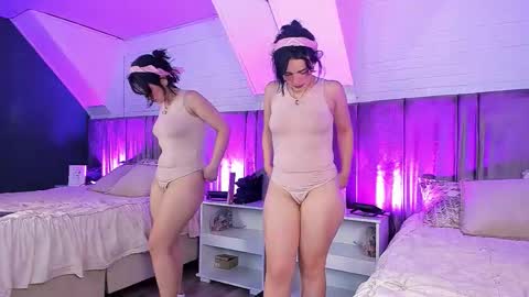 Azahara online show from March 28, 2026, 11:48 pm