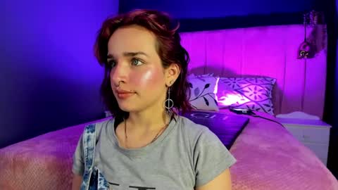 Snapshot of azahara_18 chatting on July 14, 2026, 5:29 pm Azahara online show from July 14, 2026, 5:29 pm