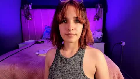 Snapshot of azahara_18 chatting on July 22, 2026, 12:02 am Azahara online show from July 22, 2026, 12:02 am