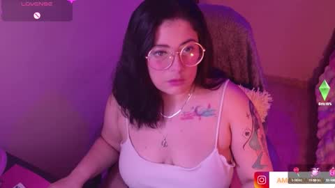 Snapshot of azamy_12 chatting on September 21, 2025, 5:53 am  Amanda  online show from September 21, 2025, 5:53 am