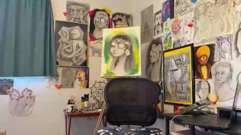 Snapshot of azeraika chatting on March 18, 2026, 3:15 pm Azerai online show from March 18, 2026, 3:15 pm