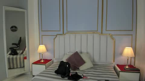 Ale online show from September 28, 2025, 11:15 am