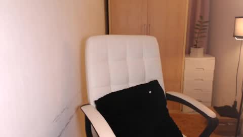 Snapshot of azianalina chatting on July 7, 2026, 10:52 am Lina online show from July 7, 2026, 10:52 am