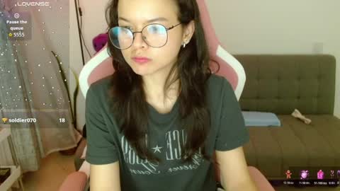 Azu  online show from May 28, 2026, 1:14 am