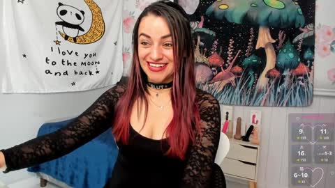 Azucena R online show from December 3, 2024, 2:49 pm