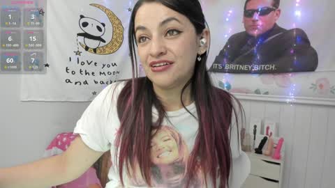 Azucena R online show from December 12, 2024, 6:31 pm