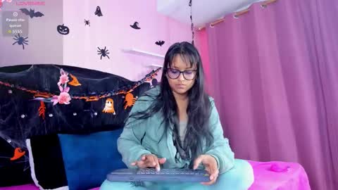 Snapshot of azul_moonn chatting on November 3, 2025, 3:41 am azul_moonn online show from November 3, 2025, 3:41 am