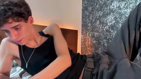 Snapshot of azulyfucsia chatting on October 28, 2025, 6:39 am nice boy online show from October 28, 2025, 6:39 am