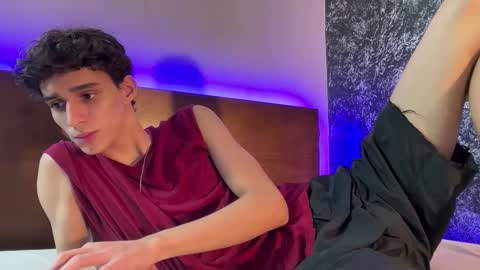 Snapshot of azulyfucsia chatting on October 30, 2025, 6:15 am nice boy online show from October 30, 2025, 6:15 am