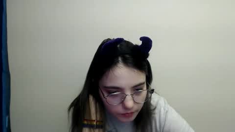 azumi_chan_ online show from February 20, 2026, 9:59 pm