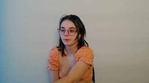 azumi_chan_ online show from March 15, 2026, 10:54 am