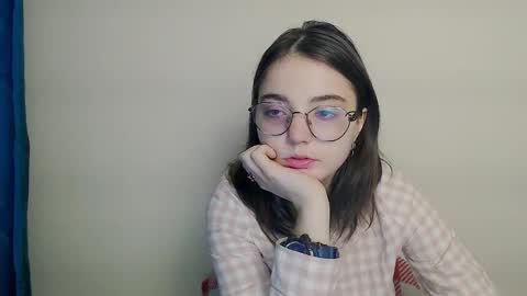 azumi_chan_ online show from March 21, 2026, 4:10 pm