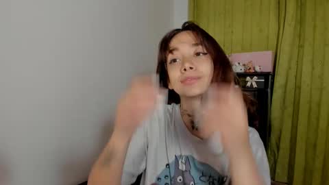 azumi saan online show from February 2, 2026, 2:43 am