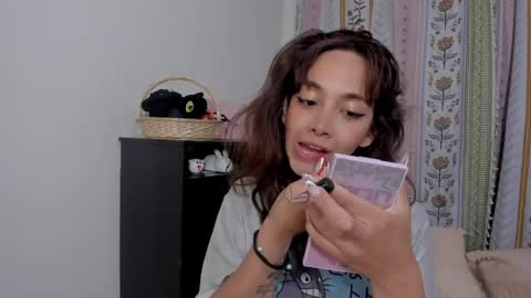 azumi saan online show from May 6, 2026, 2:08 am