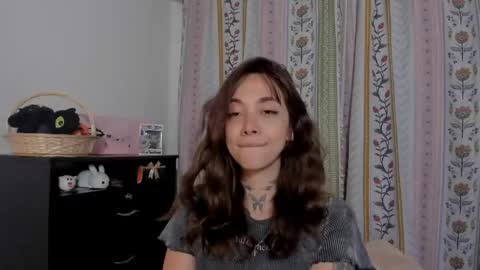 azumi saan online show from May 13, 2026, 2:53 am