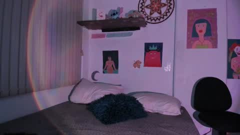 azumie online show from December 2, 2024, 11:01 am