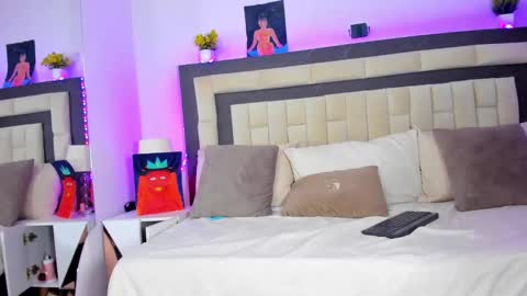 azumie online show from January 20, 2025, 2:25 pm