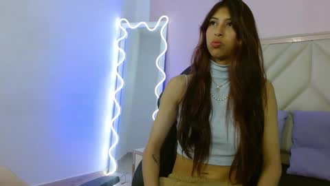 Snapshot of azumy_tay chatting on September 17, 2025, 4:25 am azumy online show from September 17, 2025, 4:25 am