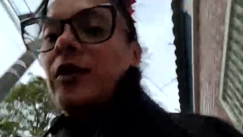 azura lion online show from April 20, 2026, 11:02 am