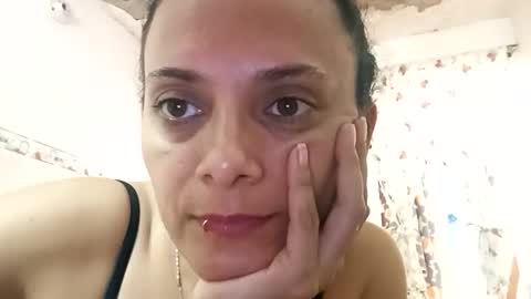 azura lion online show from April 25, 2026, 3:20 pm