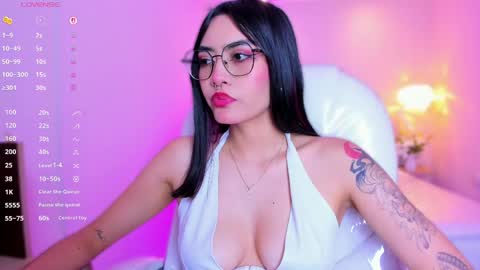 Snapshot of azurakindong chatting on April 30, 2026, 8:57 pm Azura online show from April 30, 2026, 8:57 pm