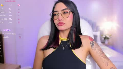 Snapshot of azurakindong chatting on May 8, 2026, 7:41 pm Azura online show from May 8, 2026, 7:41 pm