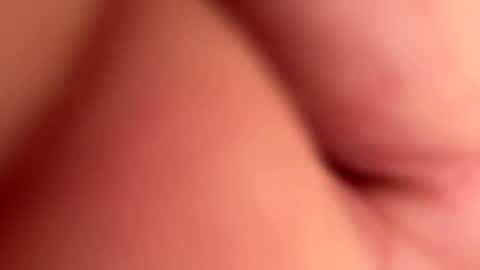 Snapshot of b0012 chatting on April 9, 2026, 12:43 pm B00123 online show from April 9, 2026, 12:43 pm
