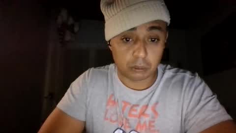 Snapshot of b0urb0n7 chatting on October 25, 2025, 4:42 am Bourbon online show from October 25, 2025, 4:42 am