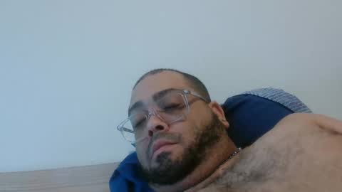 Snapshot of b1gandhard chatting on March 8, 2026, 4:33 pm b1gandhard online show from March 8, 2026, 4:33 pm