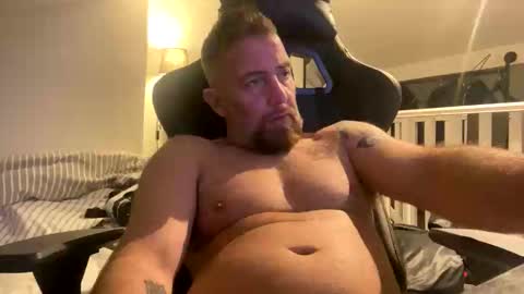 Snapshot of b4dafall44 chatting on October 31, 2025, 10:44 pm b4dafall44 online show from October 31, 2025, 10:44 pm