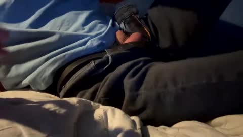 b6662050 online show from February 4, 2025, 7:55 pm