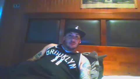 Snapshot of baadddboooy69 chatting on October 18, 2025, 7:03 pm baadddboooy69 online show from October 18, 2025, 7:03 pm