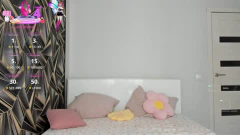 Monica online show from April 25, 2026, 3:09 am