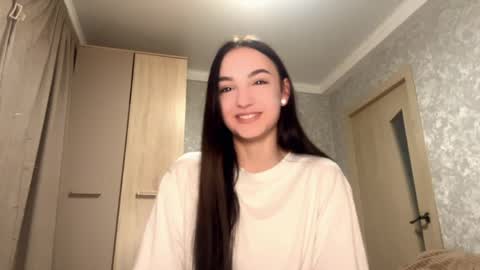 Snapshot of babarastudier chatting on April 3, 2026, 5:22 pm Mary online show from April 3, 2026, 5:22 pm