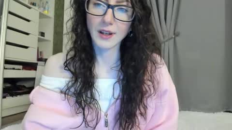 babby_jewel online show from November 5, 2025, 11:10 am