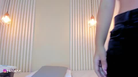 Katty  online show from November 19, 2025, 11:43 am