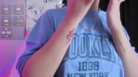 Queen B online show from March 20, 2026, 5:29 pm