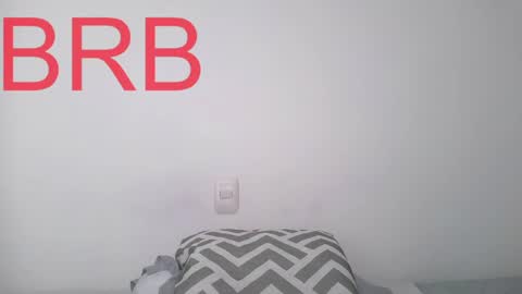 Queen B online show from May 16, 2026, 2:19 am