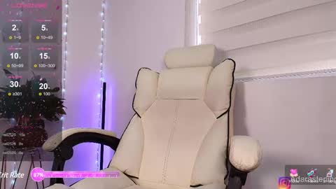 adara sterling online show from February 28, 2025, 8:28 pm