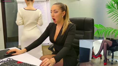 Olivia and Lexi online show from January 29, 2025, 8:56 pm